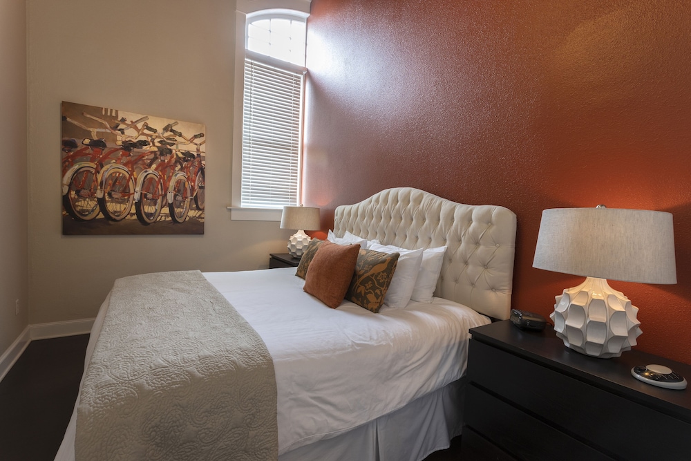 Premier Apartment, 2 Bedrooms, Non Smoking, Fireplace (7TH) photo 2