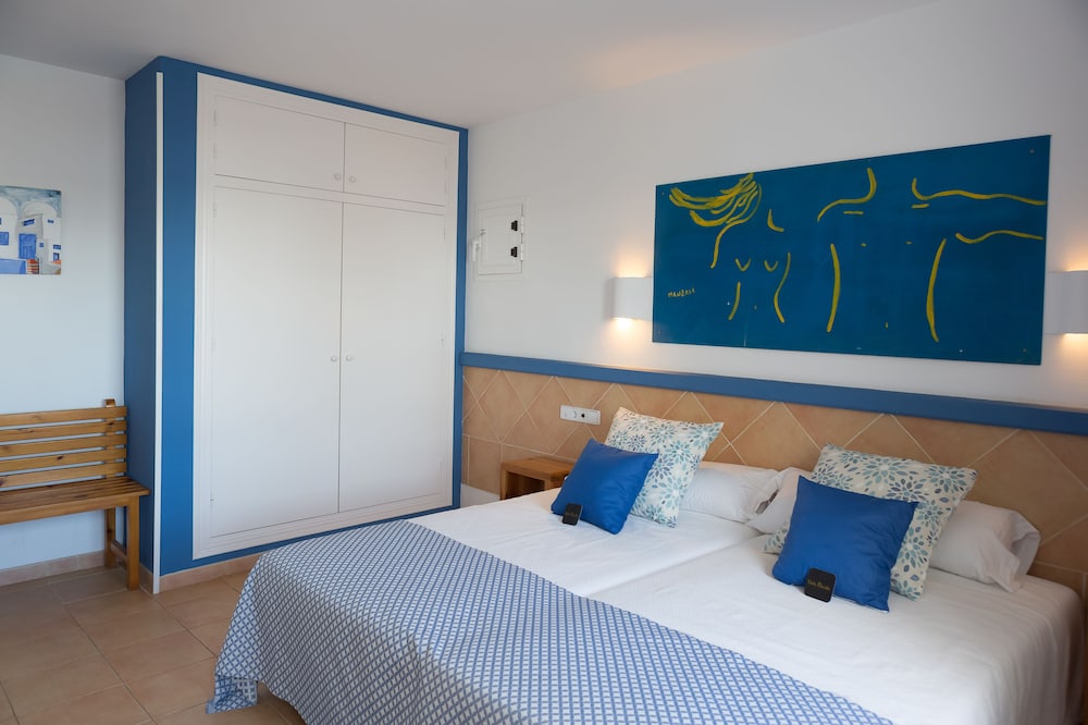 Double Or Twin Room, 1 Double Or 2 Twin Beds, Sea View photo 3