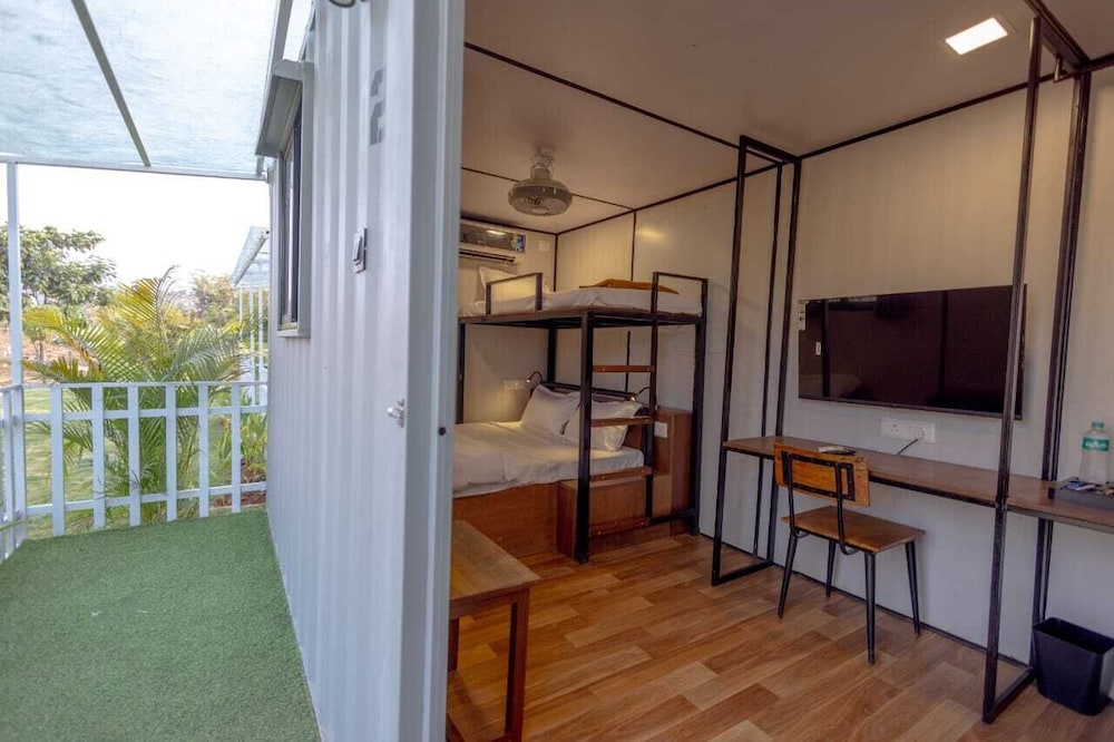 Premier Room