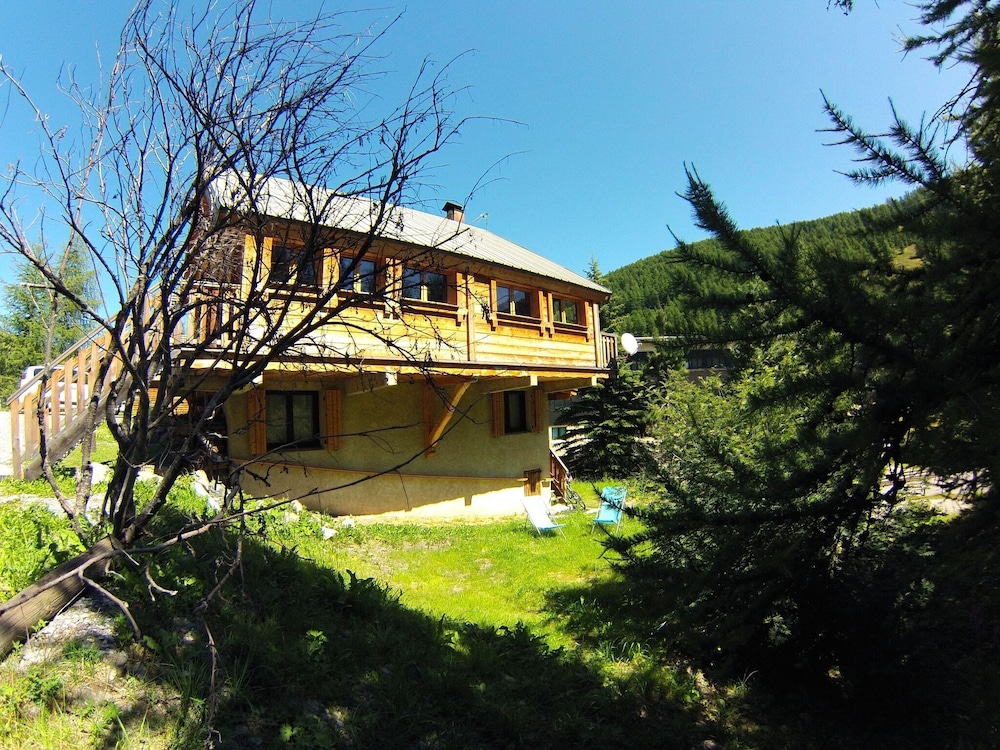 Superior Chalet, Ensuite, Mountain View (10 couchages) photo 3