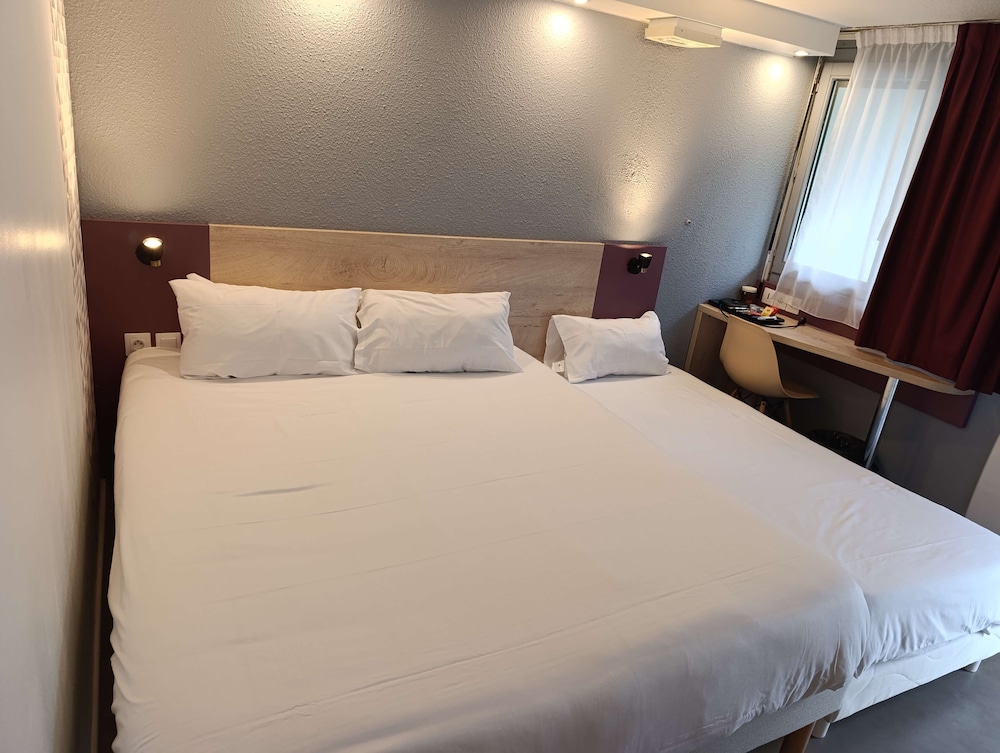 Room, Multiple Beds - Photo 3