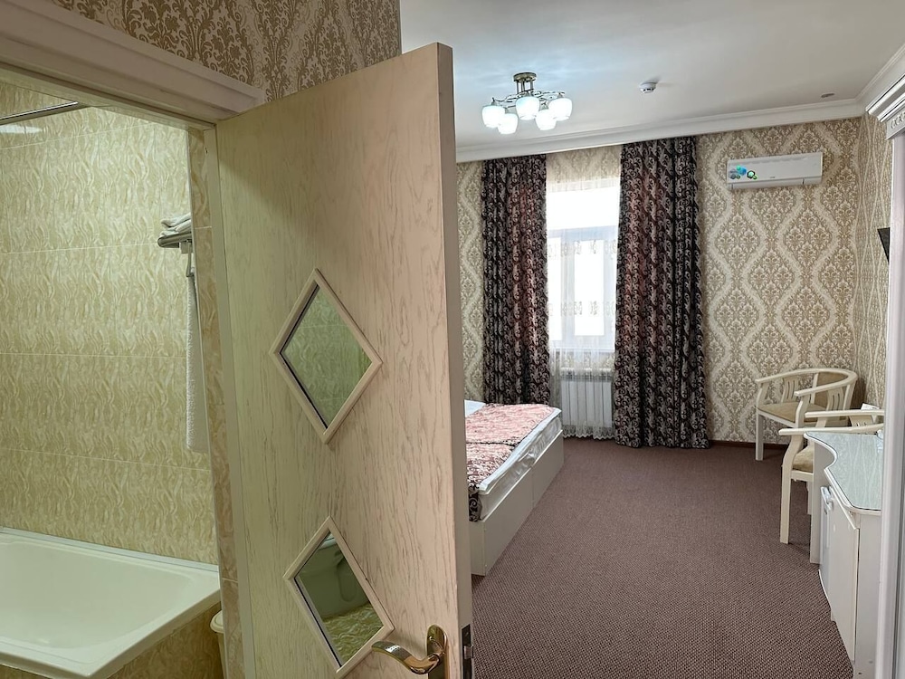 Standard Double Room - Photo 6