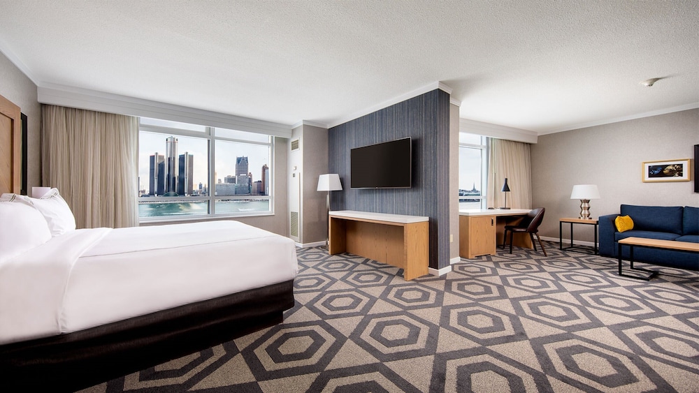 FORUM TOWER , JUNIOR SUITE KING