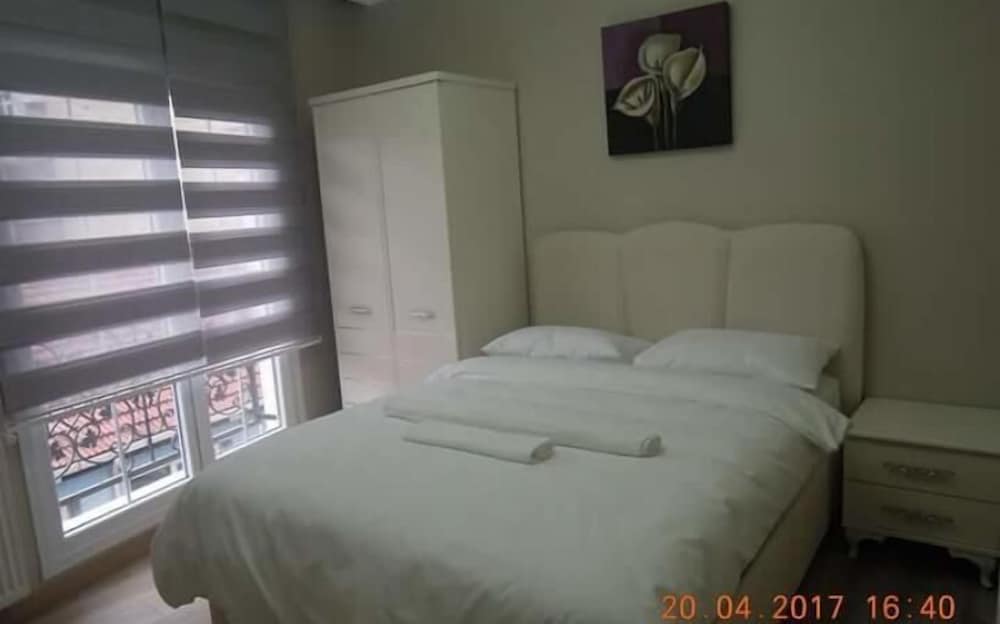 Family Apartment, 3 Bedrooms photo 3