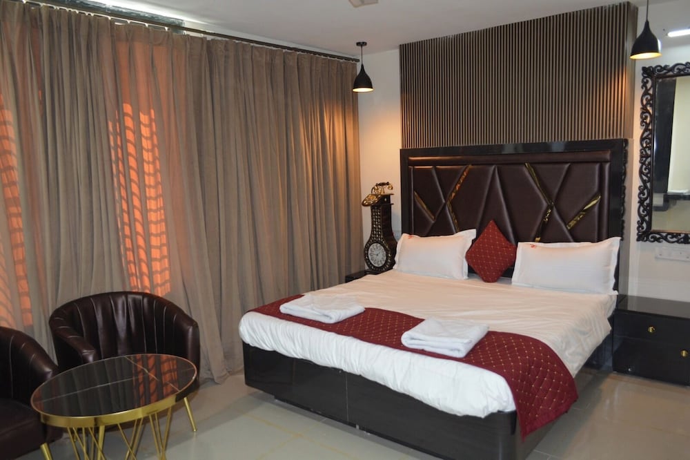 Deluxe Double Room photo 2