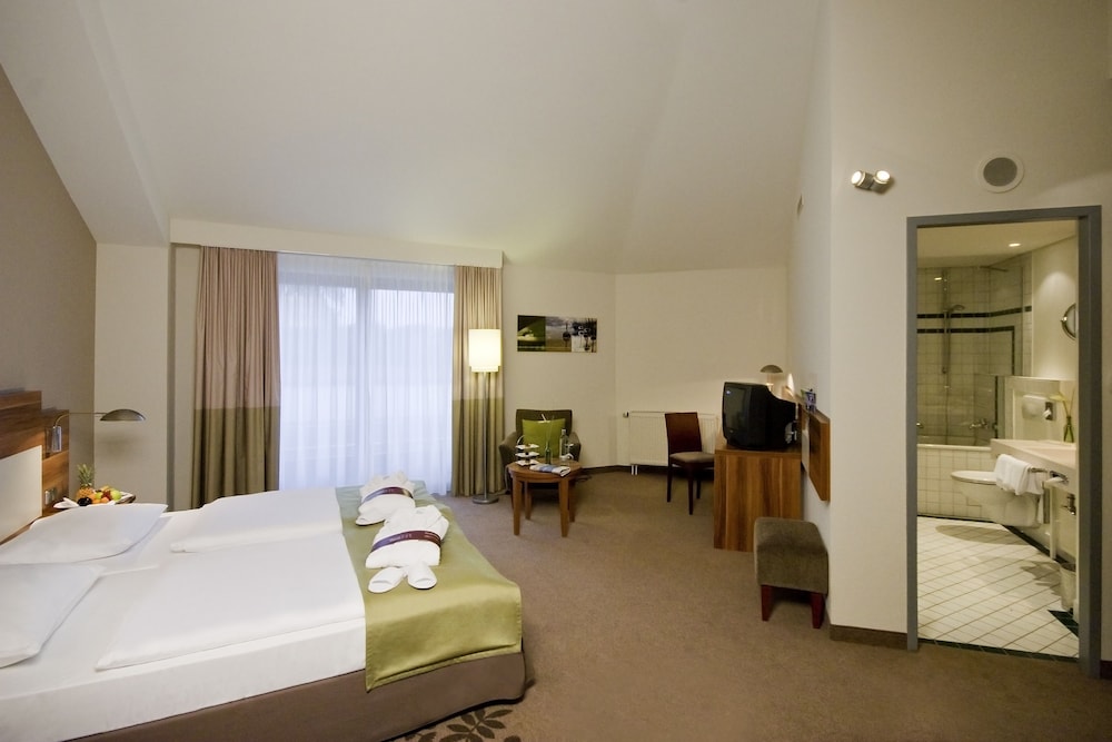 Superior Room, 2 Twin Beds - Photo 2