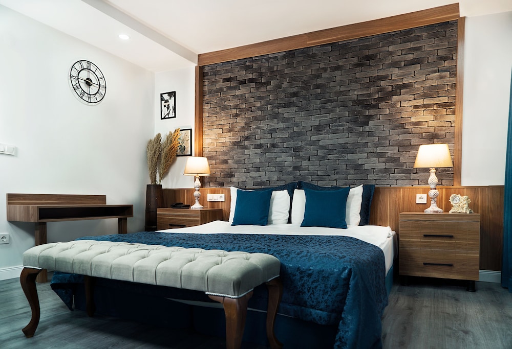 Deluxe Double Room, City View photo 3