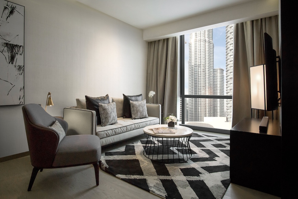 Premier Apartment, 1 Bedroom (KLCC view) thumbnail 6