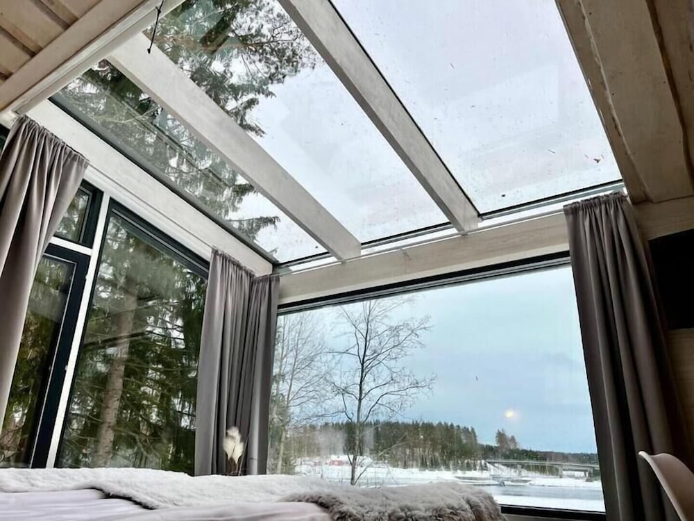 Superior Studio, Lake View photo 1