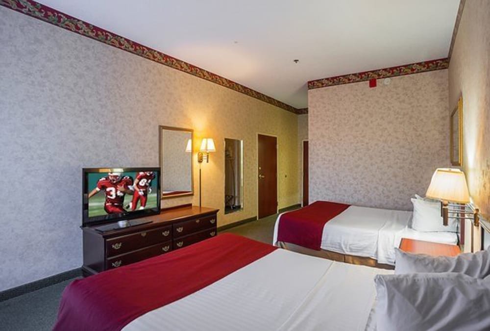 Room, 2 Queen Beds, Accessible, Non Smoking photo 3