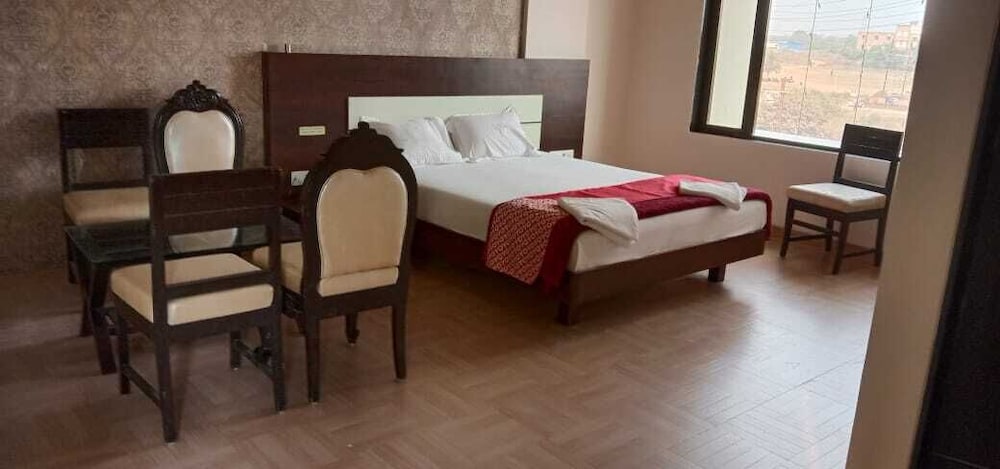 Super Deluxe Room - Photo 5