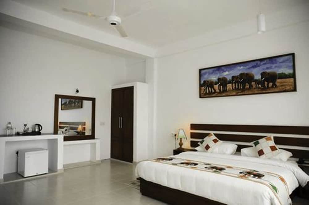 Junior Suite, 2 Twin Beds, Mountain View photo 1
