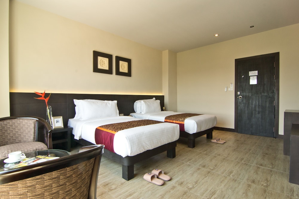 Superior Twin Room
