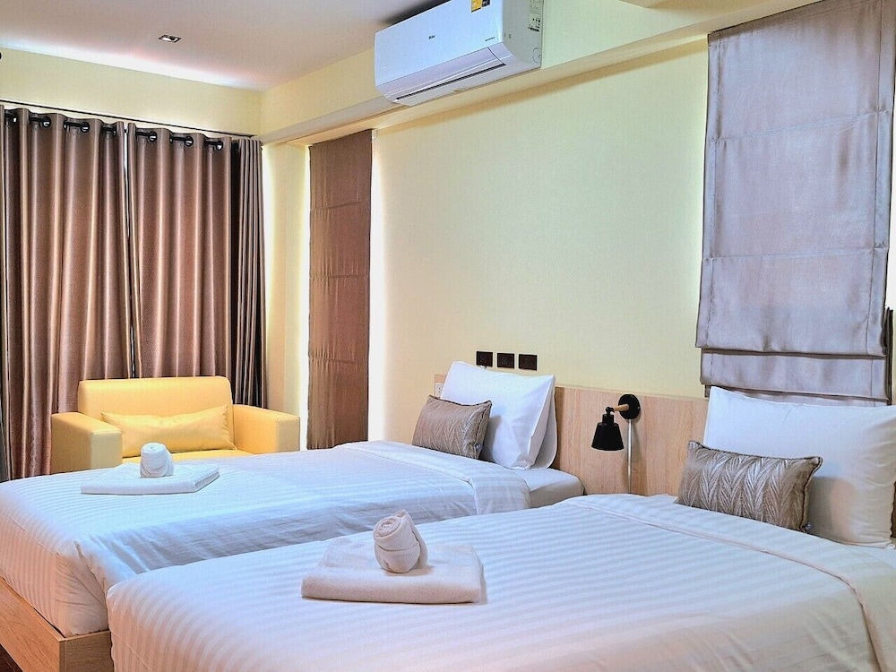 Exclusive Studio Suite