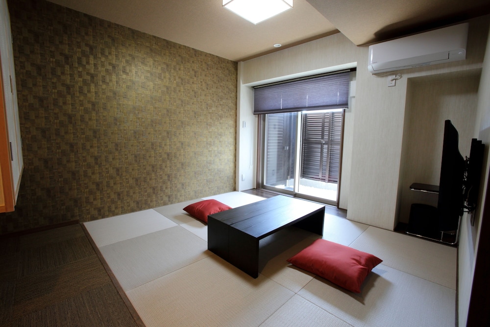 Traditional Room photo 2