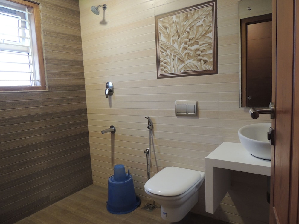 Standard Room, 1 Double Bed, City View photo 3