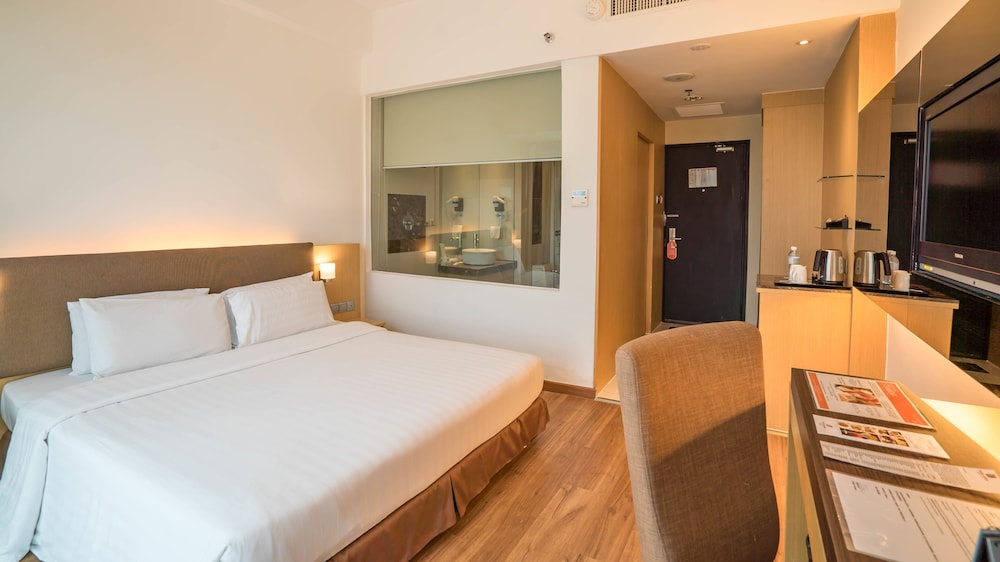 Superior King Room - Photo 5