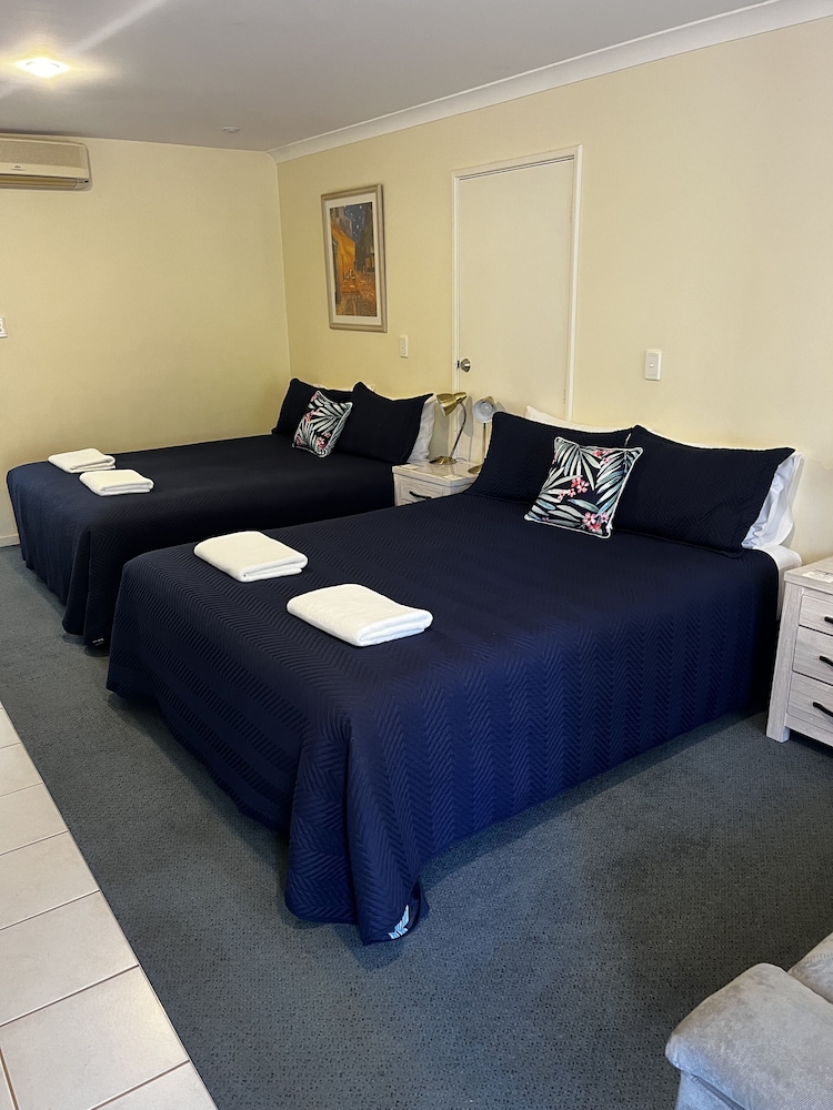 Deluxe Queen Apartment photo 1