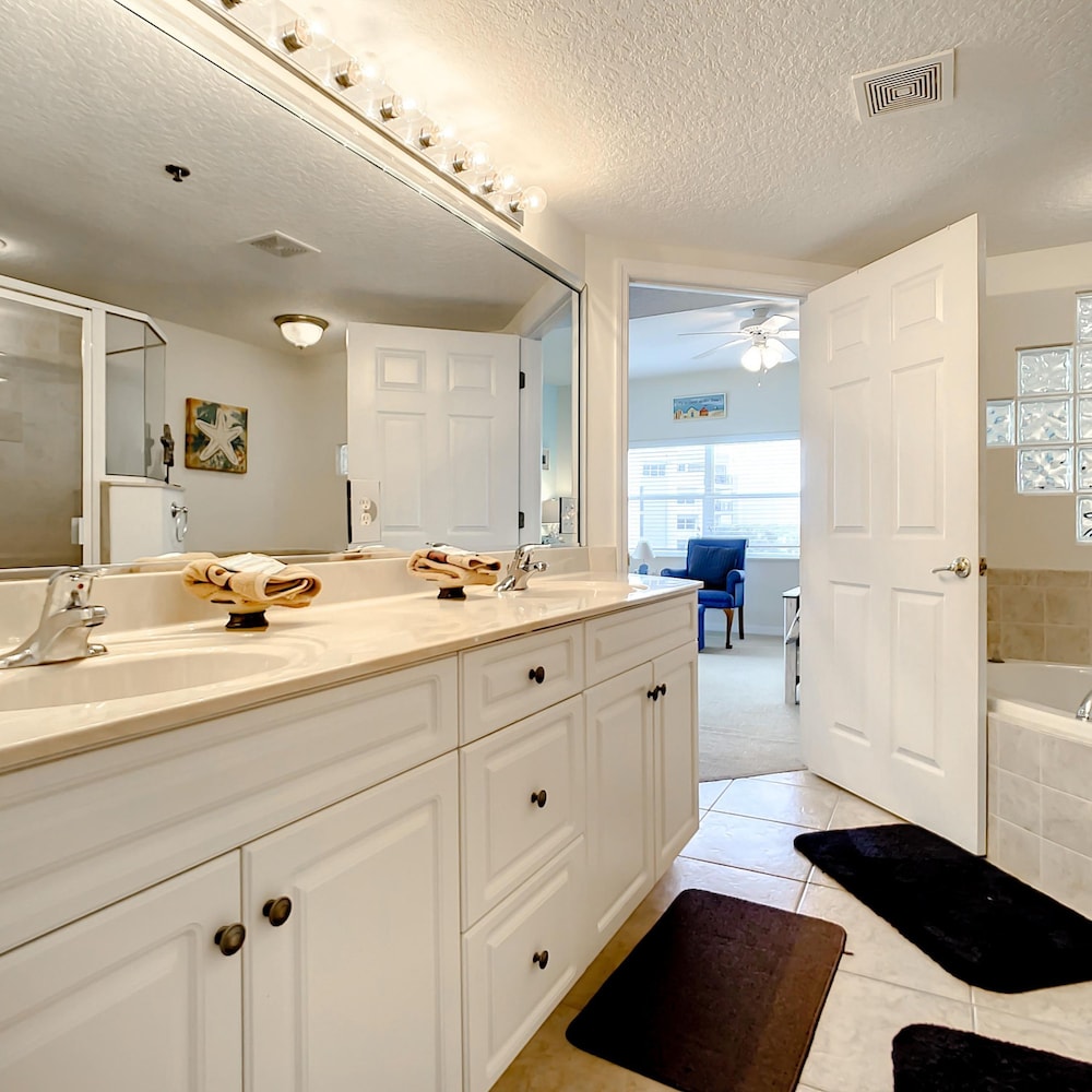 Gorgeous 3 2 Corner Unit With Spectacular Views of the Pond Ow15-401, 写真 32