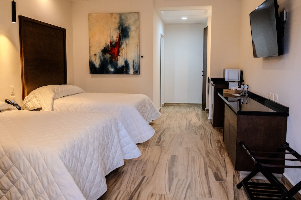 Basic Double Room photo 1
