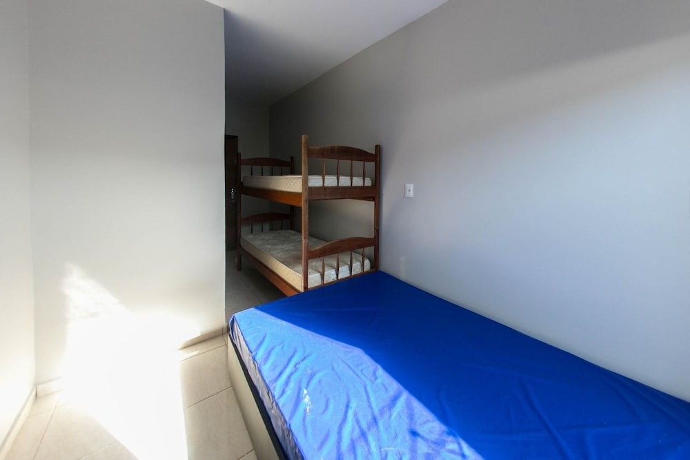 House, Multiple Beds photo 1