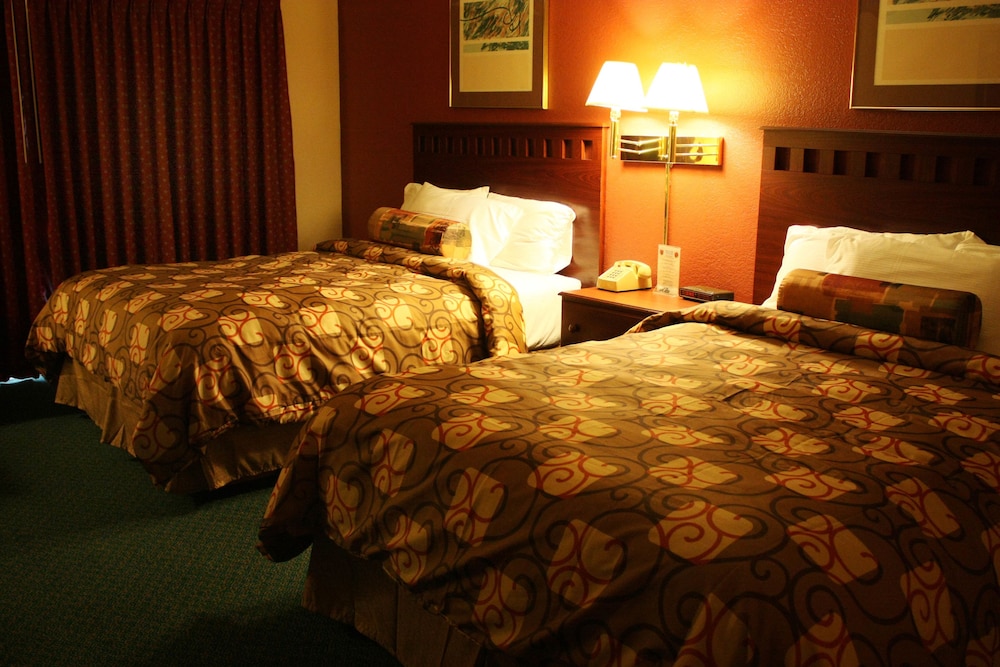 Premium Room, 2 Queen Beds photo 3