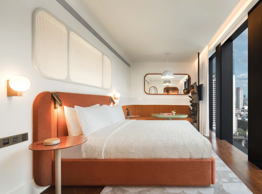 Deluxe Room, 1 King Bed