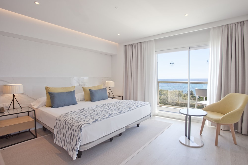 Double Room, Partial Ocean View