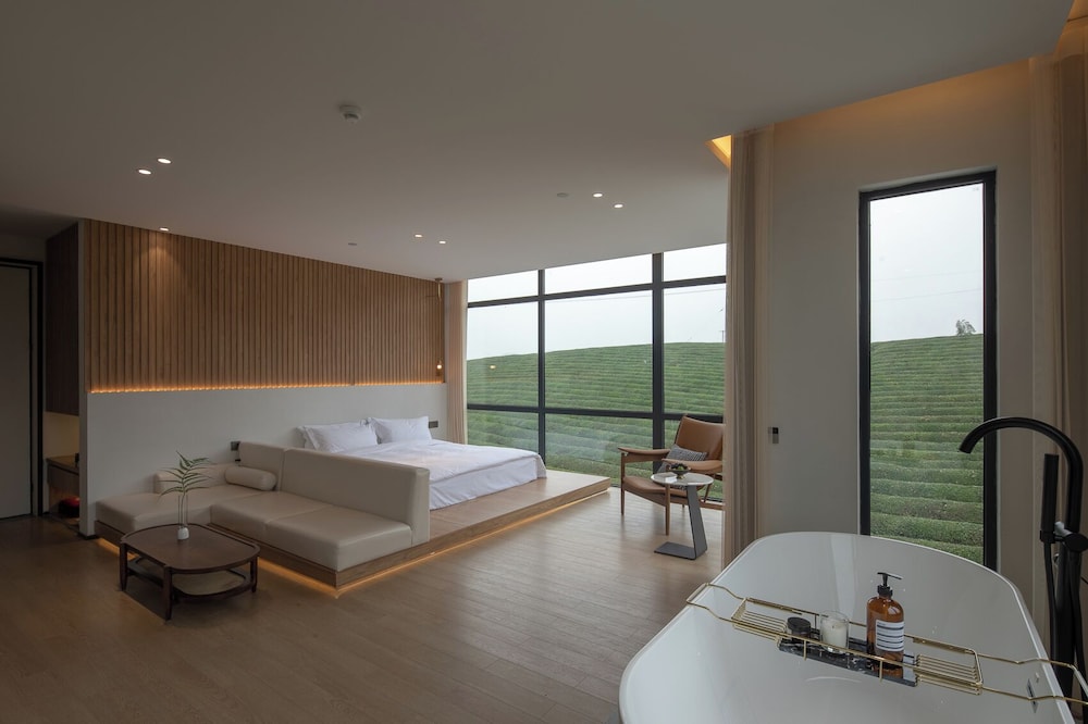 Panoramic Double Room, Mountain View