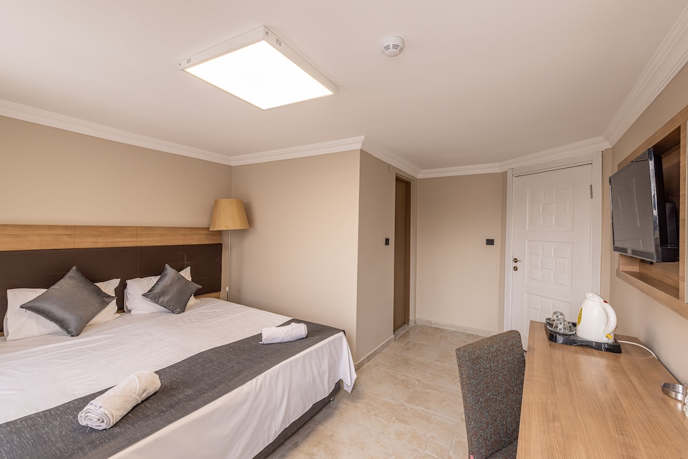 Standard Room photo 3