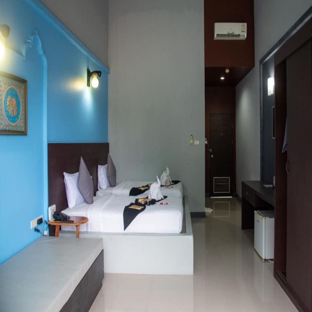 Standard Twin Room photo 3