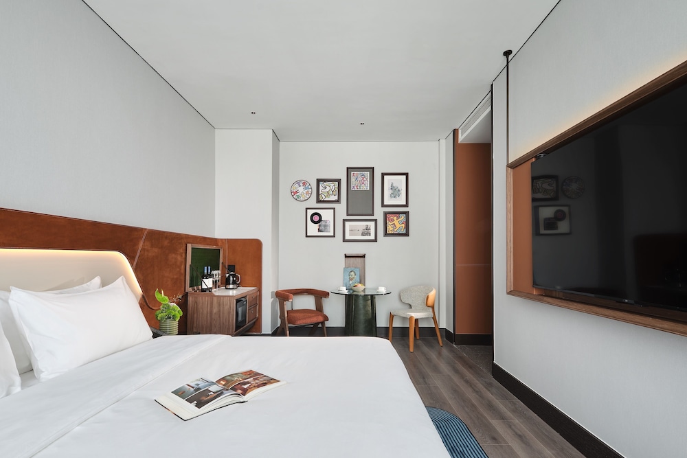 Presidential Studio Suite