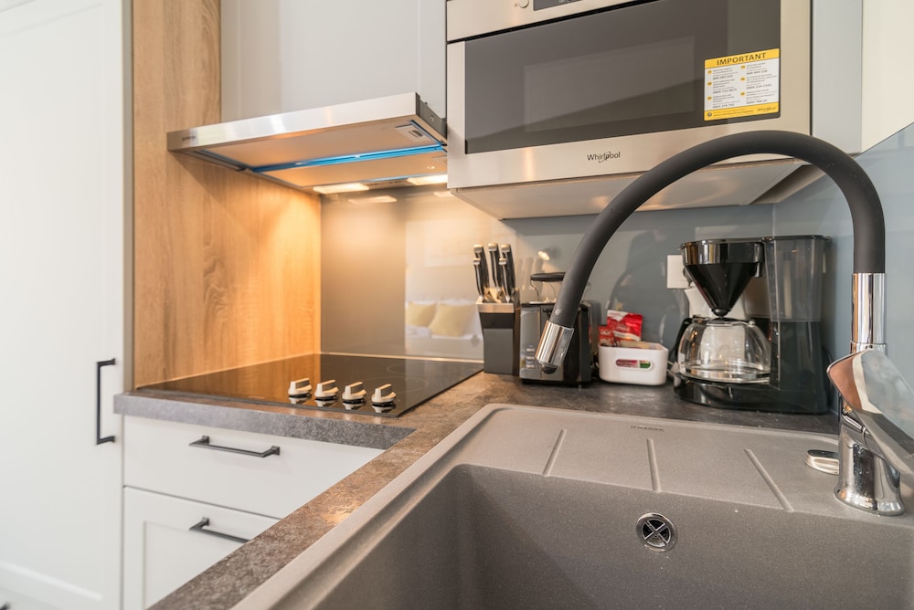 Superior Studio Suite, City View