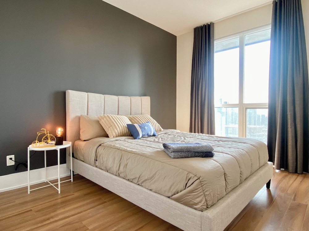 Luxury Apartment, City View