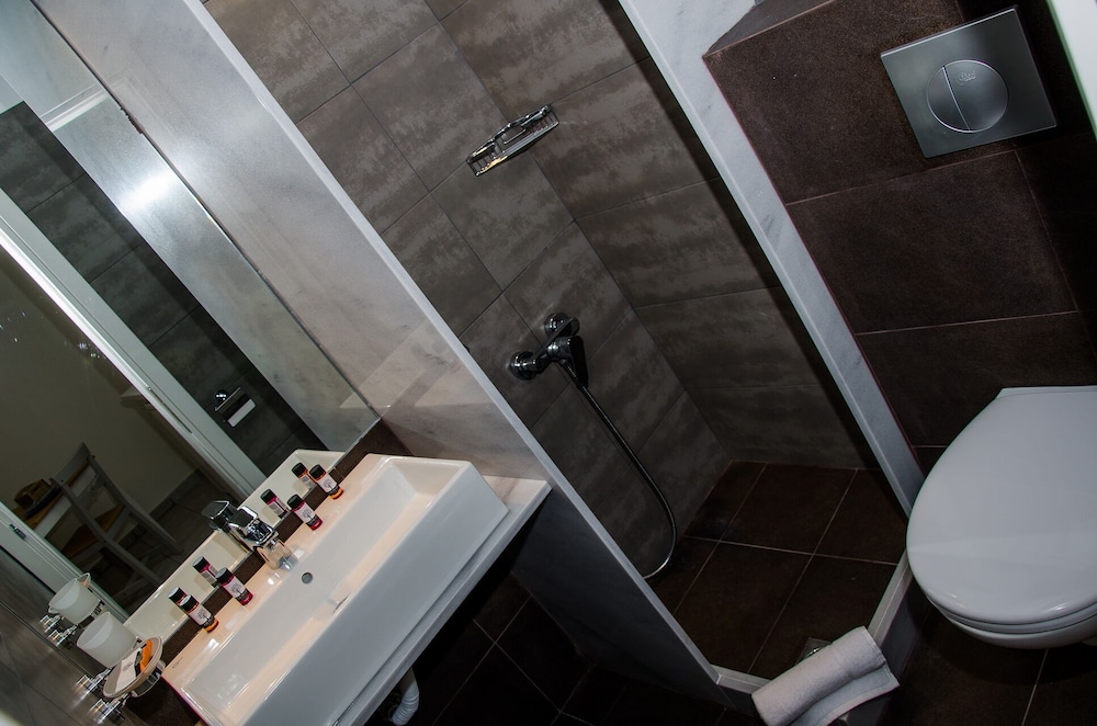 Standard Triple Room photo 2