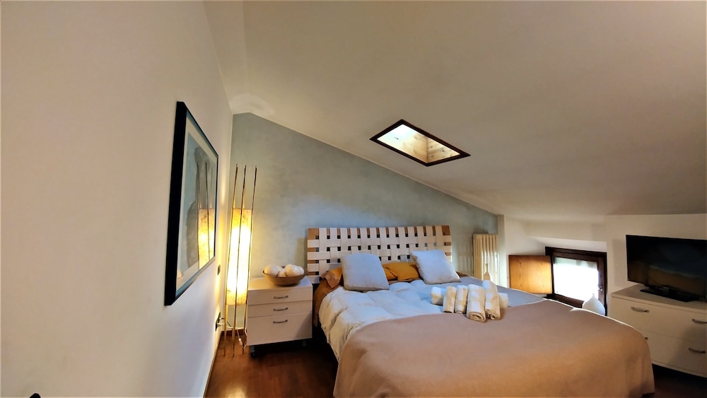 Double Room, Shared Bathroom photo 2