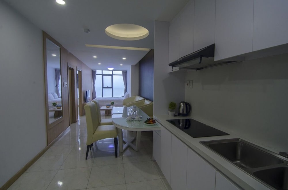 Romantic Apartment, 2 Bedrooms, Partial Sea View, Tower