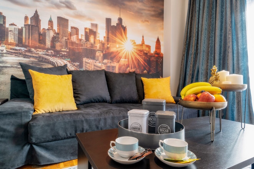 Deluxe Apartment (Corona)