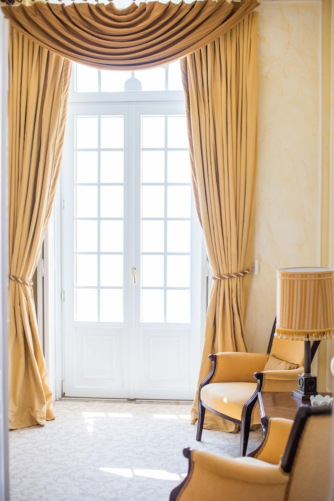 Junior Suite thumbnail 6