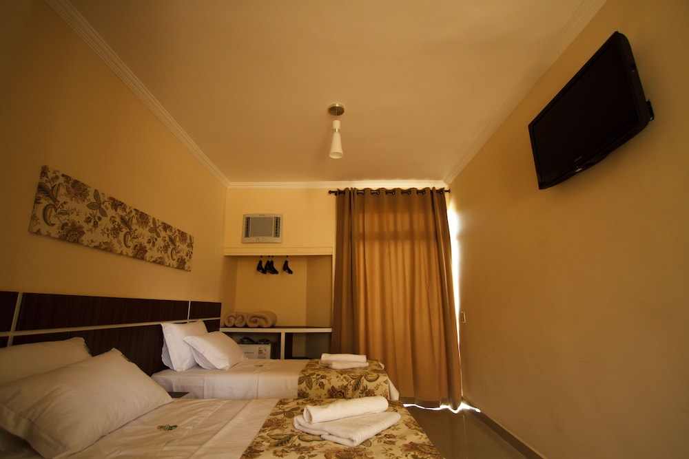 Deluxe Triple Room photo 3