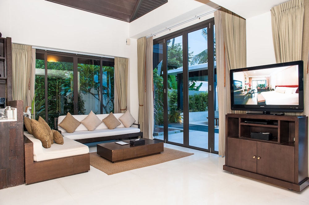 Three Bedroom Suite Pool Villa Sea with Free Minibar - Photo 9