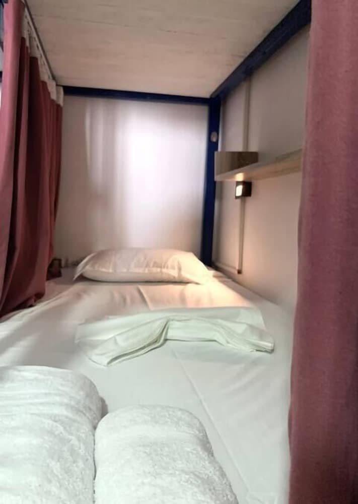 Basic Shared Dormitory, Mixed Dorm
