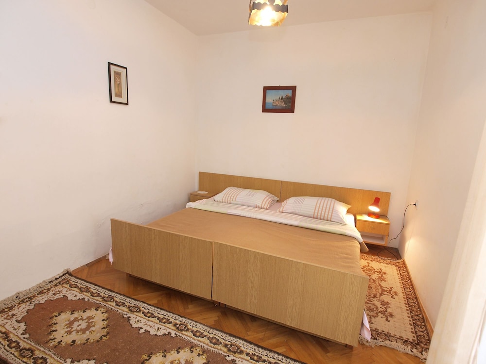 Apartment, 1 Bedroom (1068/5087)