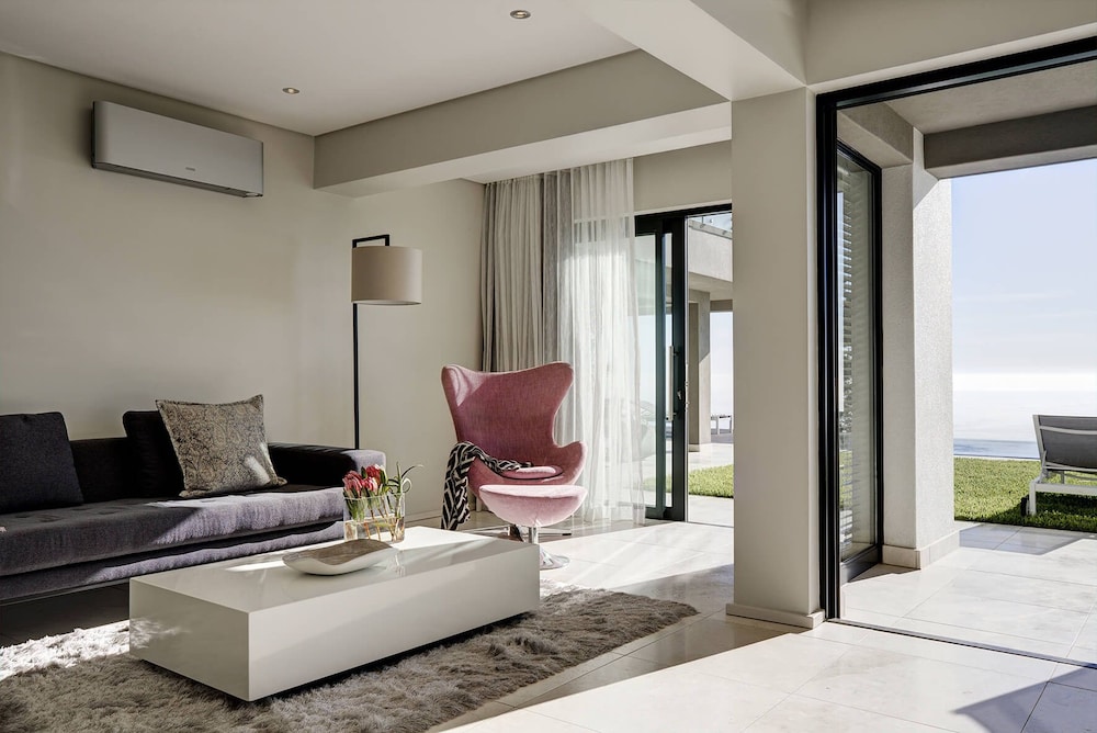 Luxury Suite (Noble View)