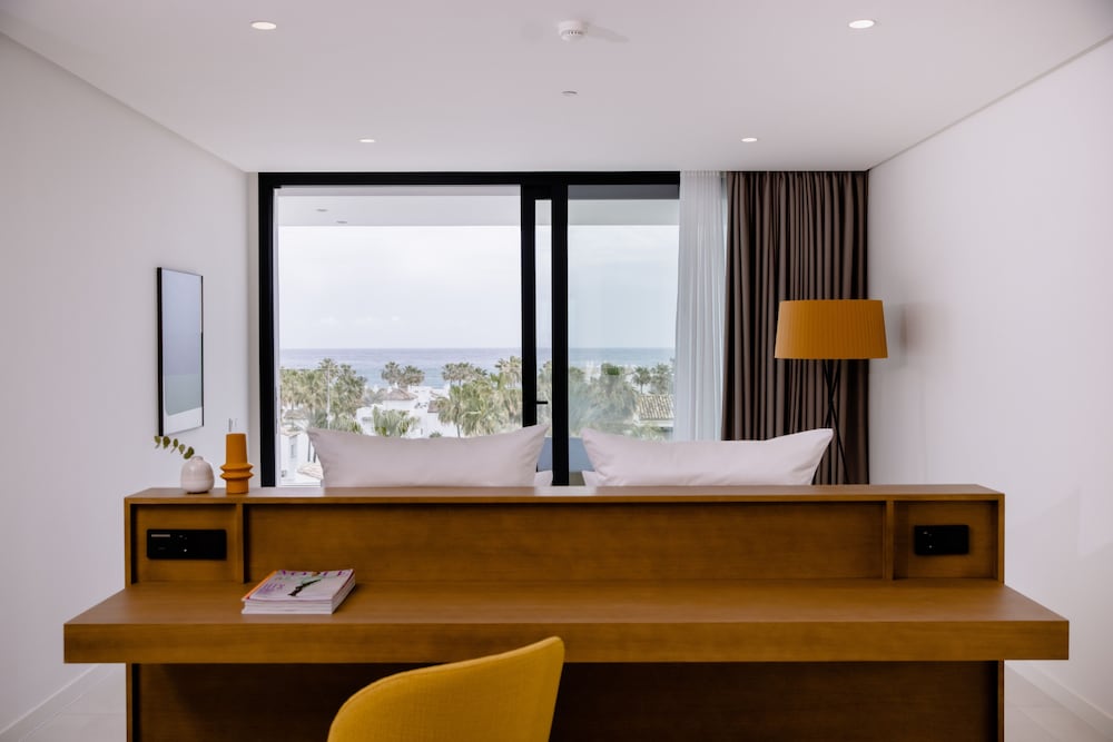 Grand Suite, Terrace, Sea View (Deluxe) photo 3
