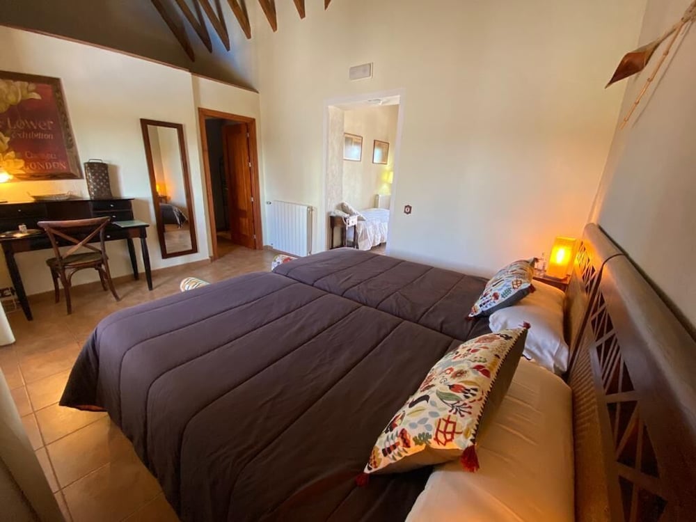 Superior Triple Room photo 3