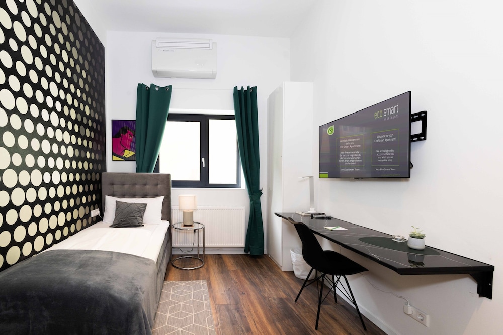 Single Apartment