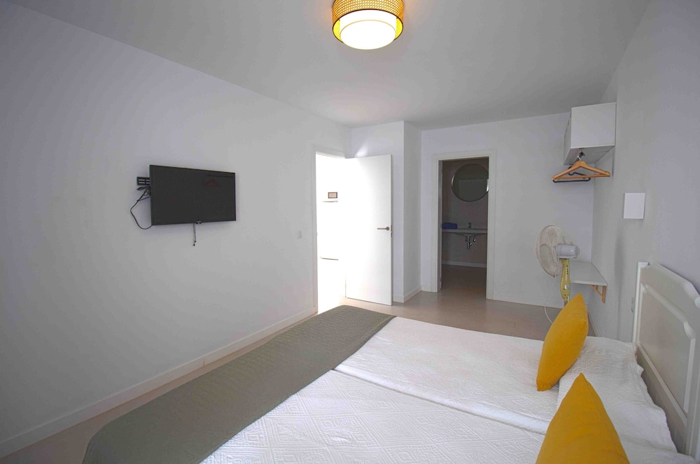 Comfort Apartment, 1 Bedroom, Terrace - Photo 1
