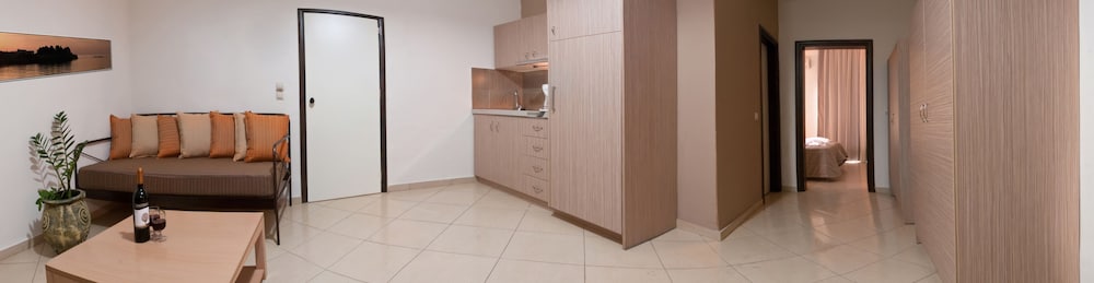 Apartment, 1 Bedroom photo 2