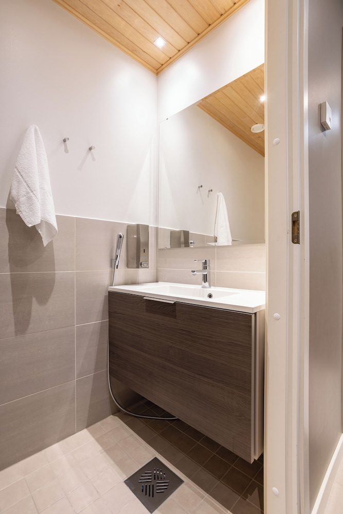 Superior Apartment, 2 Bedrooms, Sauna, Lake View photo 2
